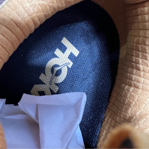 Hoka One One Mafate Three2 sneaker in the Golden Yellow / Eggnog size W 8 / M 7 - Picture 5 of 12